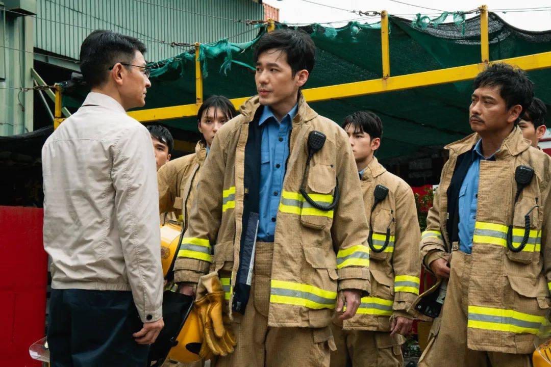 《焚城》上映<strong></p>
<p>贵金属模拟试题</strong>，围观24小时倒计时下的众生百态丨Weekly