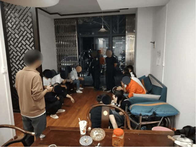 昆明警方披露：多人聚集<strong></p>
<p>贵金属kdj指标详解</strong>，竟然在干这件事，被“一锅端”！现场曝光……