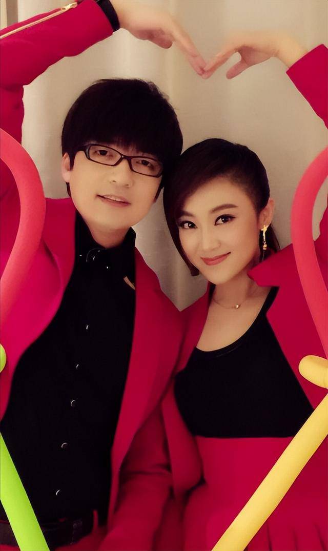 玖月奇迹被曝复婚！王小玮身形臃肿疑怀孕<strong></p>
<p>网易乐得销售贵金属</strong>，分开真是因为不生娃？