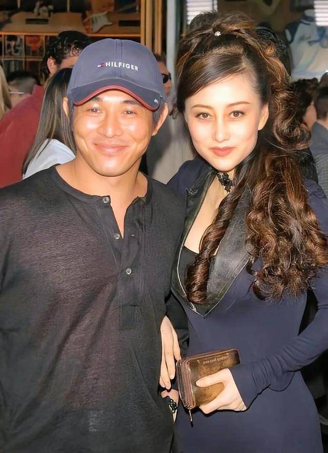 李连杰:后事一切从简<strong></p>
<p>玩转工行贵金属</strong>，不用立碑也不用办丧事，树葬海葬都可以