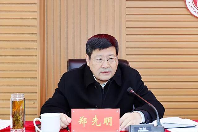 郑先明<strong></p>
<p>比特现金网站</strong>，主动投案