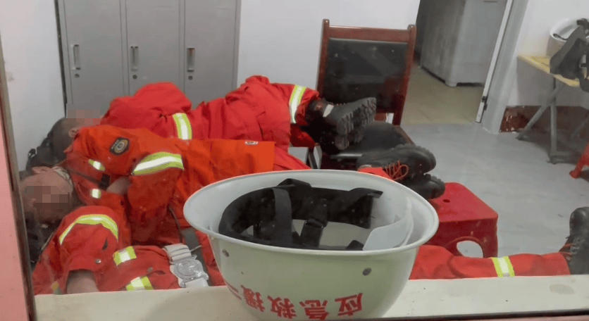 山西临汾秦王山突发山火<strong></p>
<p>DOT投资</strong>，村民自发为消防员准备食物，应急：明火已扑灭，无人员伤亡