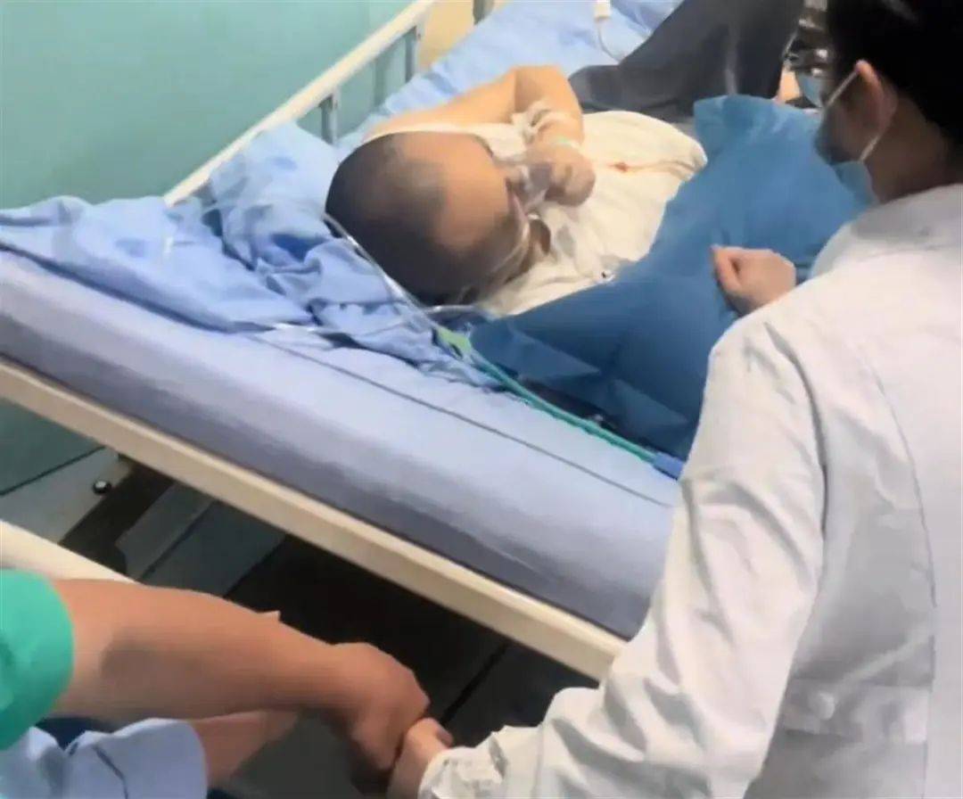 突发讣告！他已去世<strong></p>
<p>抹茶APP下载</strong>，从确诊到离世仅1个月！