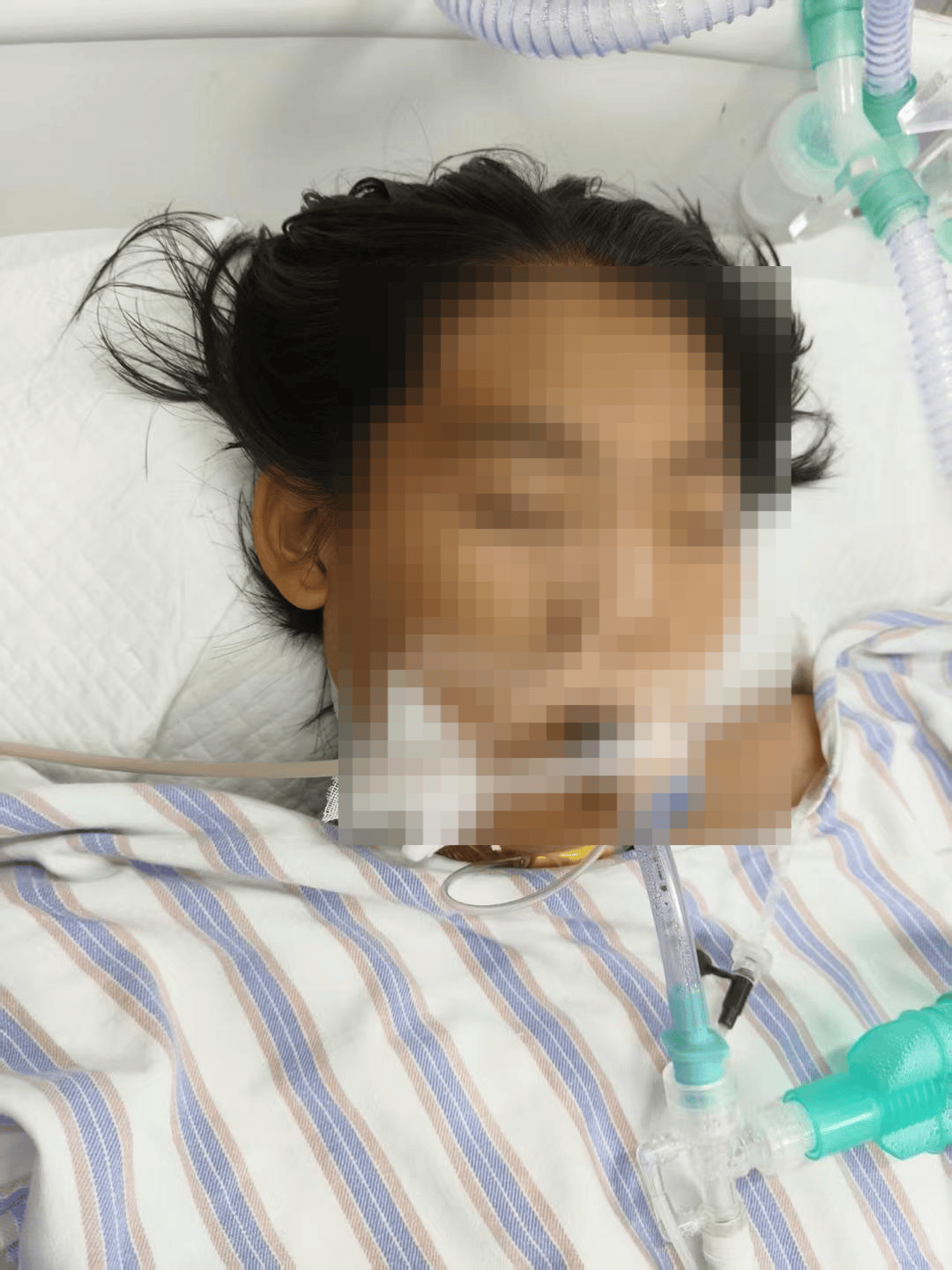 14岁女孩在拓展营遭体罚去世<strong></p>
<p>BCHAPP下载</strong>，班主任因截留其给父母信件受审