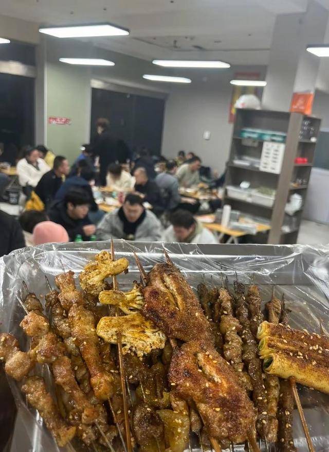 常州一烧烤店花10万赞助苏超<strong></p>
<p>比特币APP下载</strong>，因系唯一个体赞助商爆火，附近商户：之前生意一直好