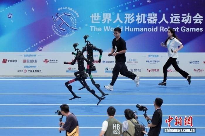 国家出台顶层设计 破解AI应用“最后一公里”障碍