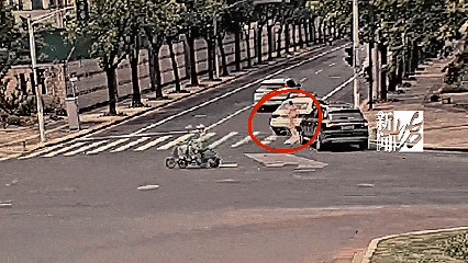 上海网约车司机报警<strong></p>
<p>抹茶价格</strong>！女乘客多次推搡民警：别多管闲事