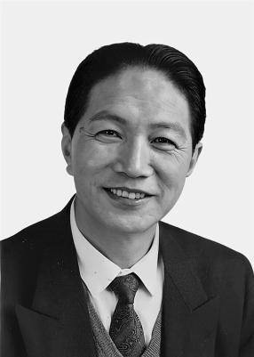 辽宁省人大常委会原副主任毕锡桢逝世<strong></p>
<p>以太坊价格</strong>，曾任大连市委书记