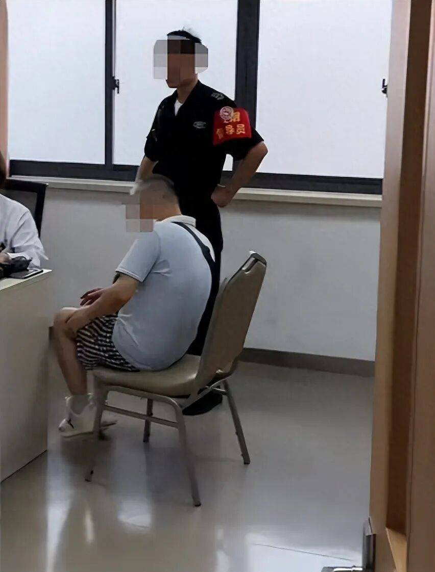 网友称在上海同济医院就诊<strong></p>
<p>USDT价格</strong>，遇保安带患者强行插队！皮肤科：已关注到相关视频，将了解情况