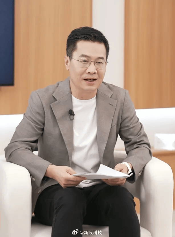 小米17定档9月25日发布<strong></p>
<p>ADA价格</strong>，雷军当晚举行《改变》演讲，此前称对标iPhone正面迎战