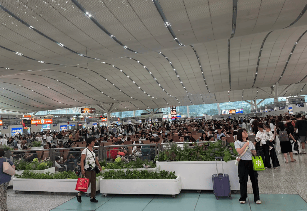 “不亚于春节回家”！凌晨5点<strong></p>
<p>数字货币交易</strong>，深圳有人已经堵在路上……