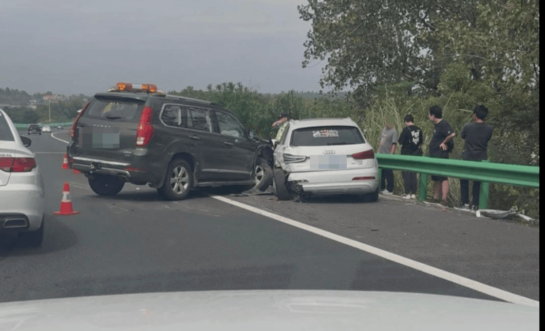 “司机像没意识了一样！”男子称SUV在高速上慢行、撞上石墩也不停<strong></p>
<p>数字货币交易所</strong>，交警：司机目前无生命危险