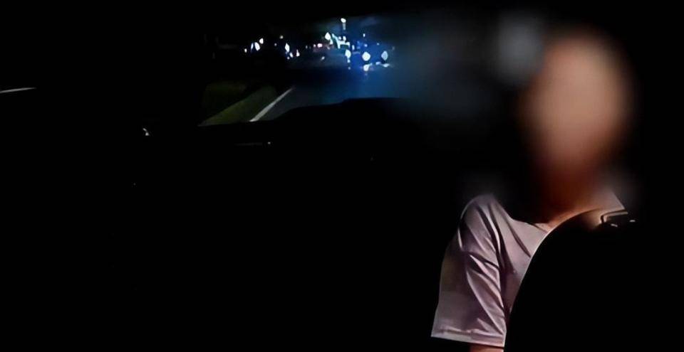 女子打车不给高速过路费<strong></p>
<p>数字货币交易平台</strong>，扬言“没钱我不给，有钱我也不给” ！司机将其送回起点