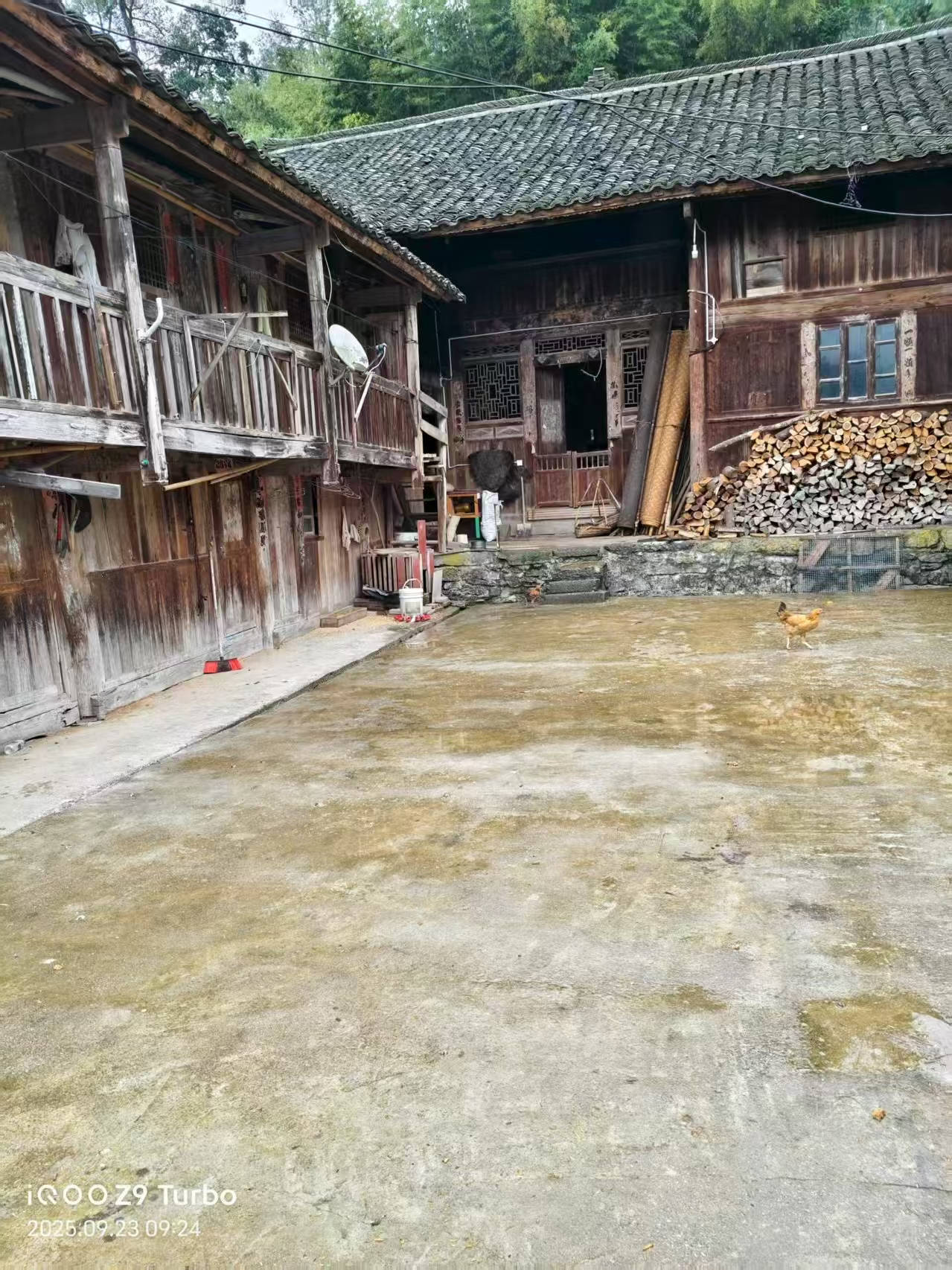 那个让老师骄傲的“调皮”班级！30年同学聚会<strong></p>
<p>数字货币交易官网</strong>，还伴有一封来自贵州的感谢信