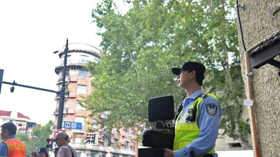 突然群发<strong></p>
<p>数字货币交易网站</strong>！大批上海市民收到警方短信！全市爆火网红已被锁定...有爸爸因孩子违规被罚款