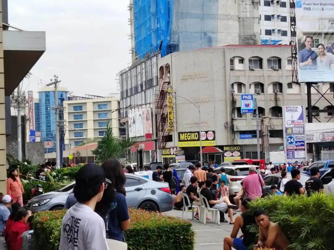 在菲华人亲历7.6级强震：震感强烈<strong></p>
<p>数字货币交易所投资</strong>，有女生被吓哭｜鱼眼·热点