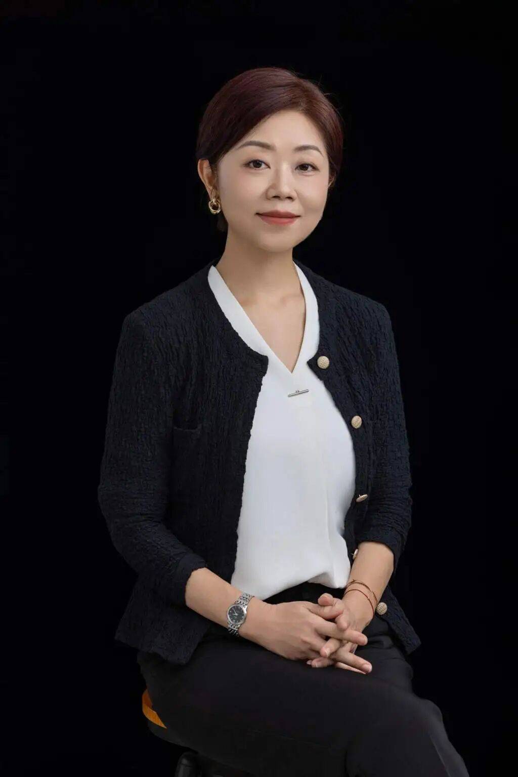 大使蒋小燕<strong></p>
<p>数字货币交易平台</strong>，正式赴任