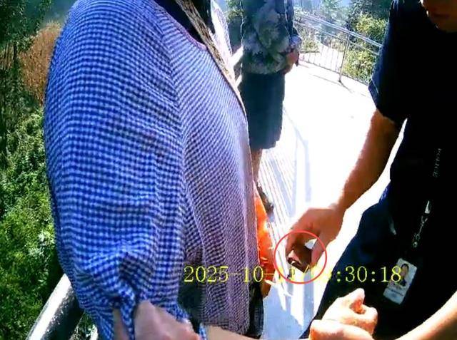 100斤玉米上秤秒变60斤？贵州一村民遭“鬼秤”骗粮！民警出手<strong></p>
<p>数字货币app</strong>，5人被拘