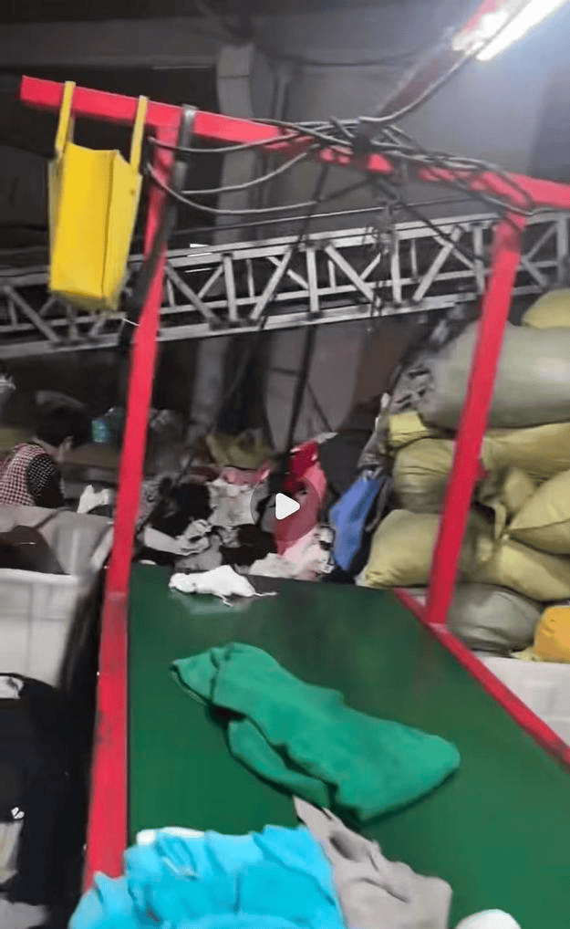 江西一女生误卖奶奶藏有13万元黄金首饰的旧衣<strong></p>
<p>数字货币网站</strong>，回收站：没安装监控没发现金器，分拣工人是临时工