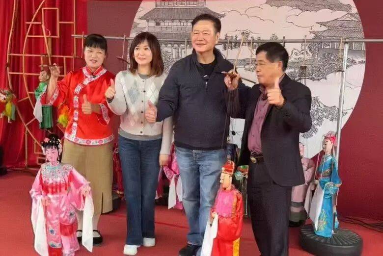 台湾人<strong></p>
<p>数字货币交易平台</strong>，难道不是中国人？