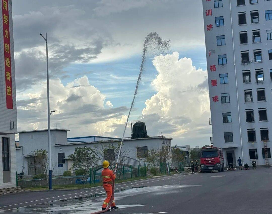 训考结合砺精兵<strong></p>
<p>数字货币价格</strong>！高新区微型消防站技能培训暨考核顺利举行