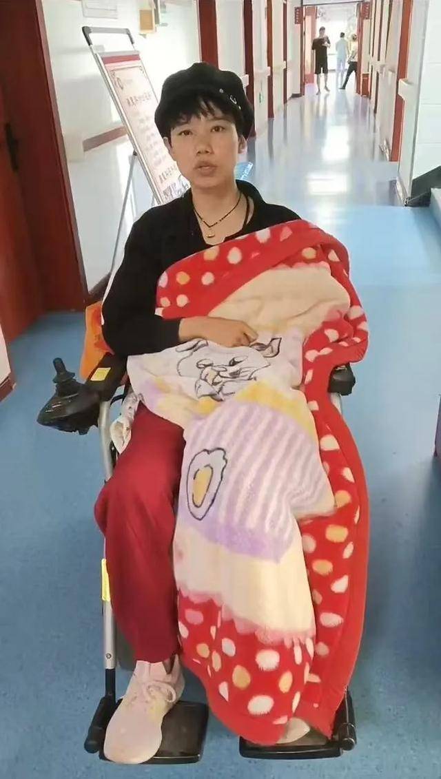 女子熟睡中被丈夫掐脖子<strong></p>
<p>华泰证券</strong>，终生残疾