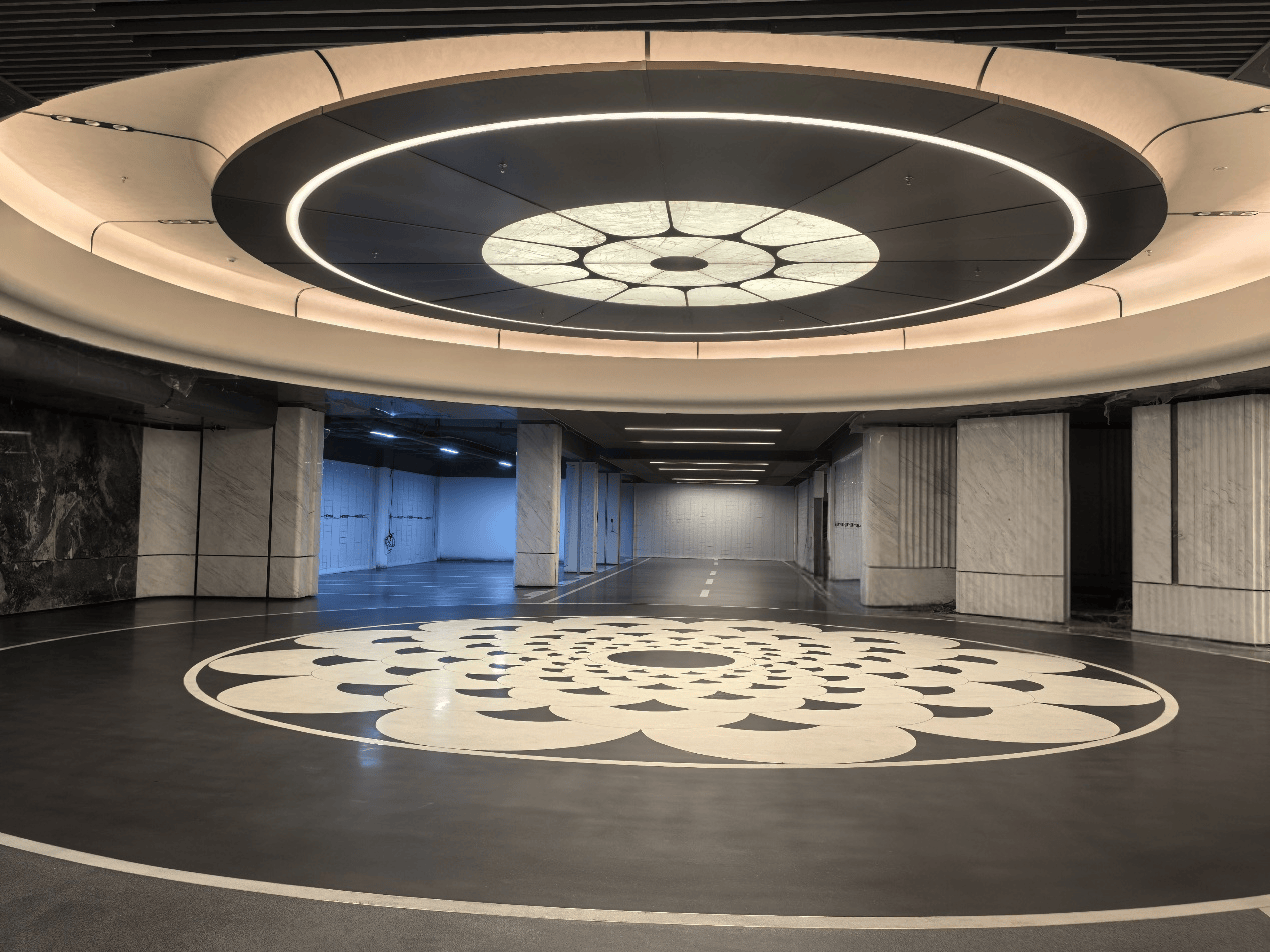 杭州不少小区地下车库的地面已破旧不堪<strong></p>
<p>华泰证券</strong>，翻新要多少钱？