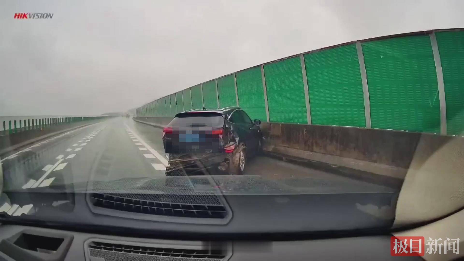 雨天路滑失控，阳新一车主遭遇高速惊魂