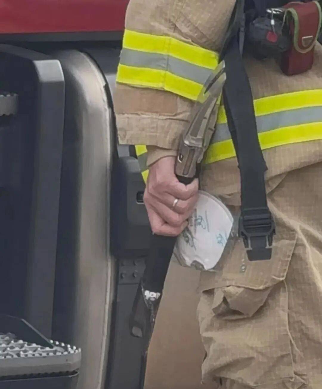 已致94人遇难<strong></p>
<p>华林证券融资融券版app</strong>，李家超：望内地协助！廉政公署：或涉贪污！这一幕令人破防