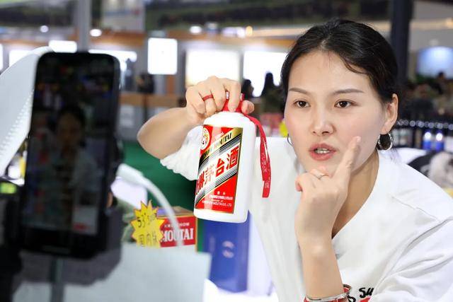 飞天茅台快逼近1499元<strong></p>
<p>华林证券融资融券版app</strong>了