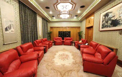 中方回应英方:强烈不满、坚决反对<strong></p>
<p>证券公司上市时间排名</strong>!