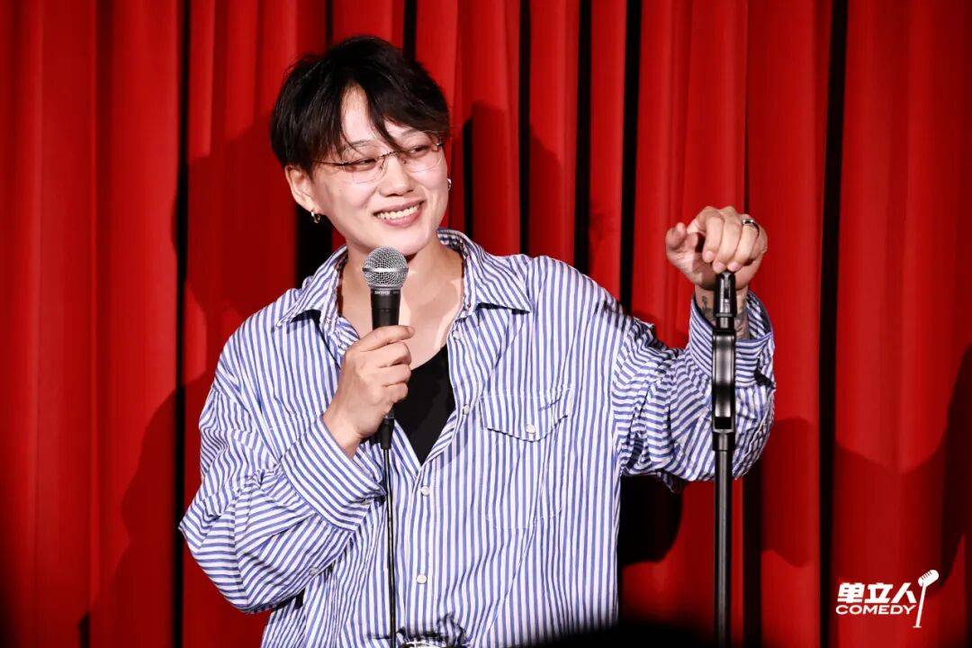 20年前落选的“东北超女”<strong></p>
<p>长江证券王世平简介</strong>，用黑历史段子杀回来了