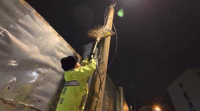 外交部发言人毛宁点赞山东德州交警<strong></p>
<p>南京河西华泰证券广场</strong>!