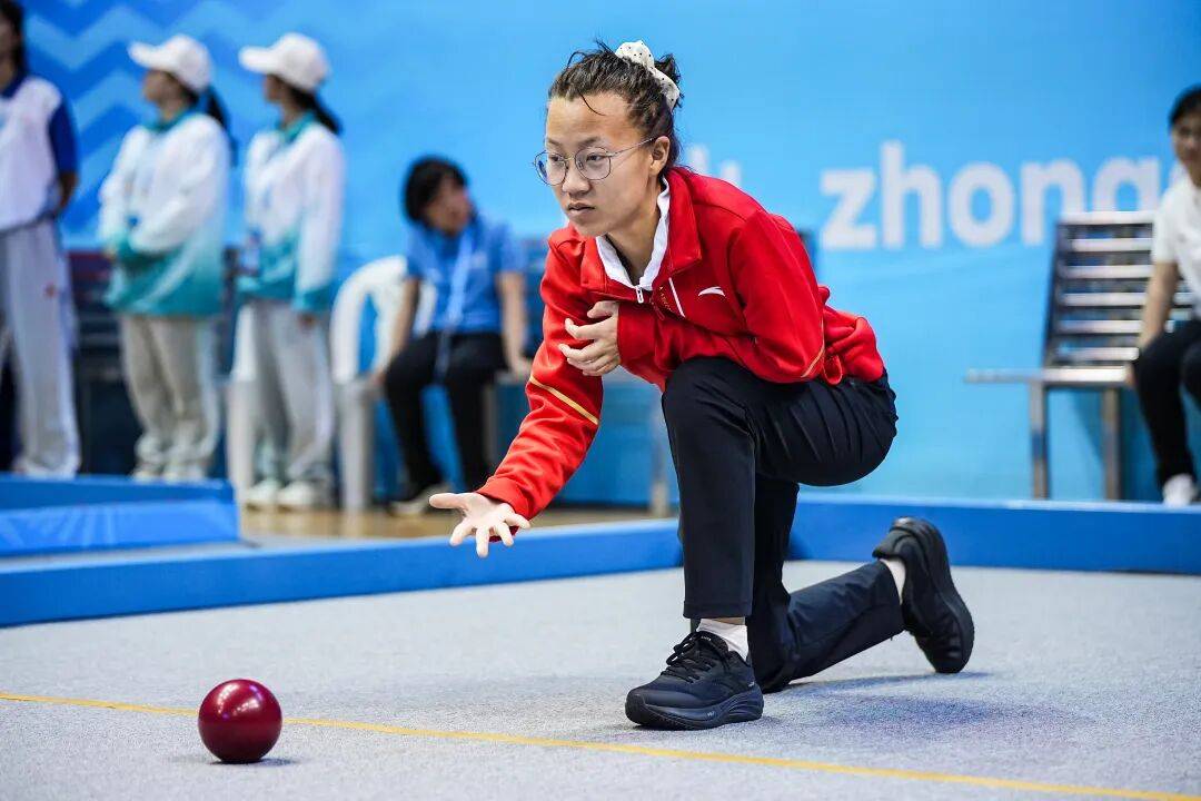 喜报:<strong></p>
<p>南京河西华泰证券广场</strong>我市特奥滚球队在全国残运会上斩获1金1银5铜