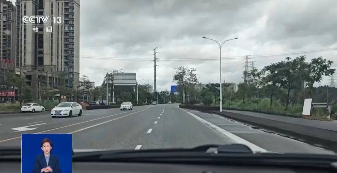 央视披露:男子在网吧厕所墙上看到“高薪日结5000-20000”广告<strong></p>
<p>证券的中登安全证书</strong>,即将出境时被警方拦下