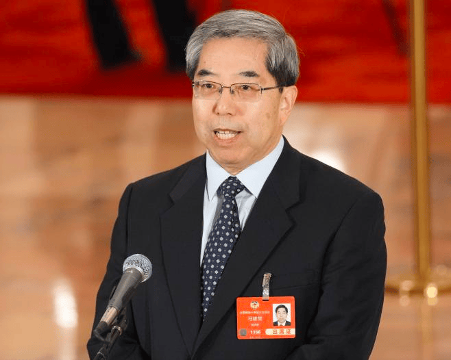 怎么看消费品以旧换新补贴金额调整<strong></p>
<p>柳州证券公司在哪里</strong>?对话全国政协常委马建堂